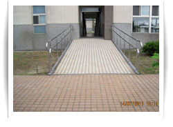 無障礙坡道